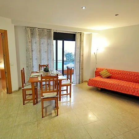 Apartment Acacias Lloret de Mar